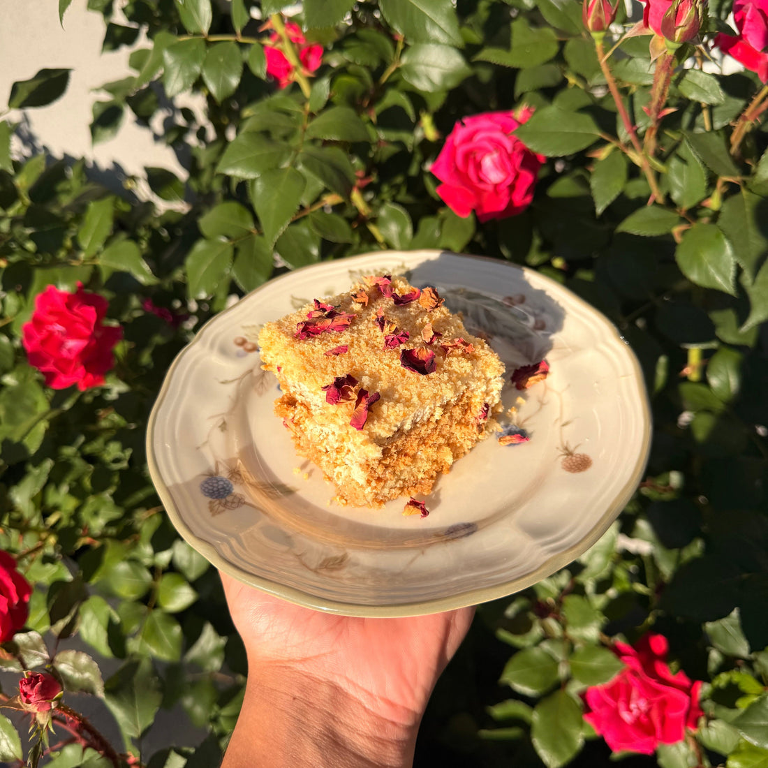A Floral Fusion: Rose & Cardamom Chai Tiramisu